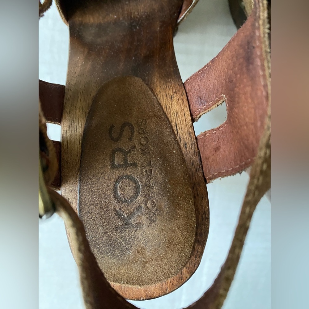 KORS Michael Kors Mary Jane Tan Suede Wood Platform Clog Sandal Size 8 1/2 - Picture 3 of 14